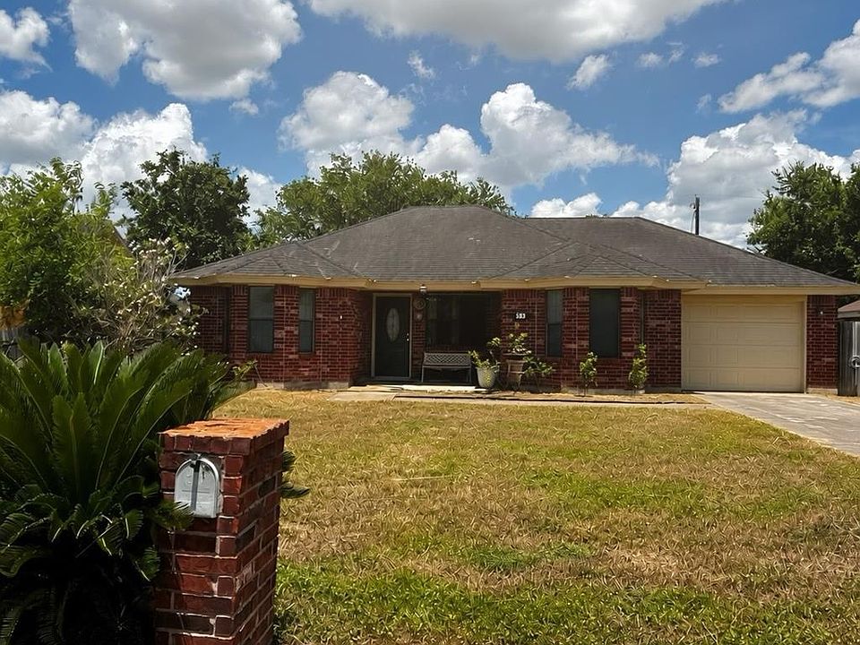 1st image of 583 Rios Cir E