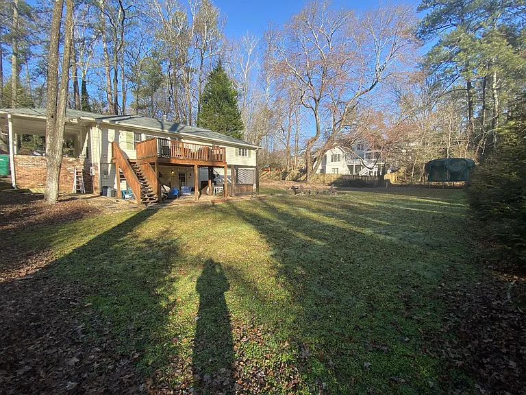 4975 Lake Forrest Dr — Photo 21