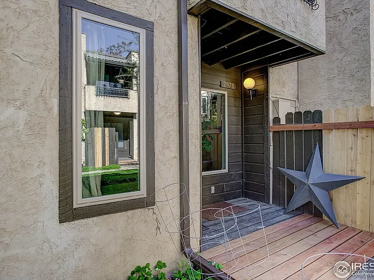 2978 Shady Holw W — Photo 21