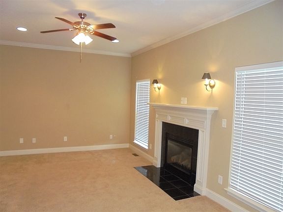 3rd image of 6836 Harvest Grove Ln