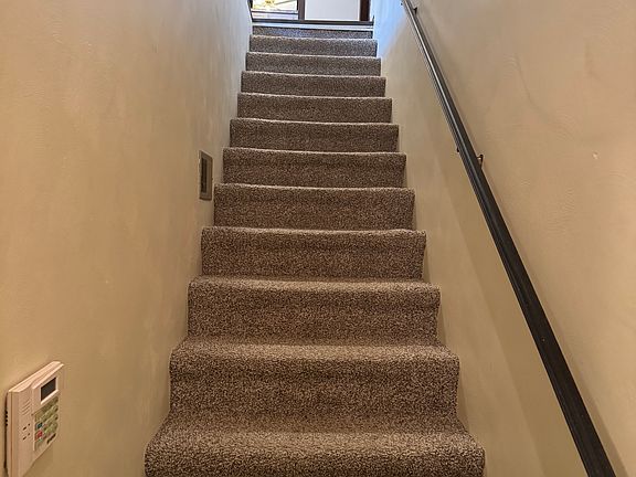 4th image of 705-707 Peer St #1