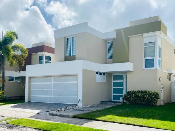 68 Urb Mansiones De Juncos Caoba St, Juncos, PR 00777