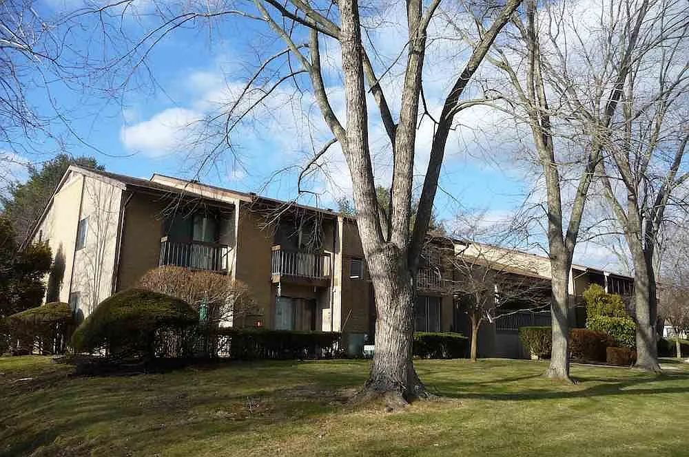2 bed, 1021 sqft, $3,100 — Photo 1