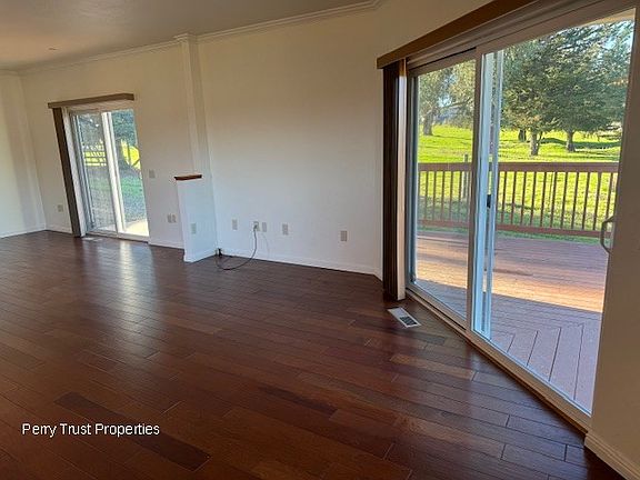 2nd image of 8171 Davis Ln