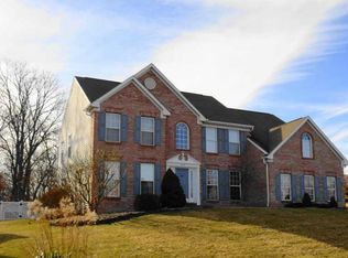 4021 Turnwood Ln, Coraopolis, PA