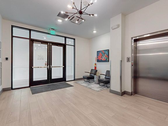 5th image of 3517 Windhaven Pkwy #1206