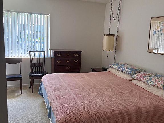 5th image of 422 Pine Glen Ln #422A1