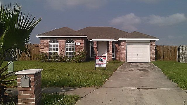 1st image of 1516 Res St