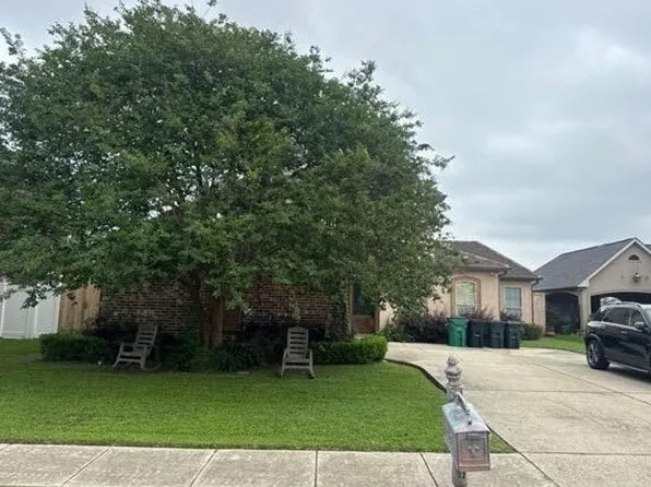 681 Ferriday Ct, Harahan, LA 70123