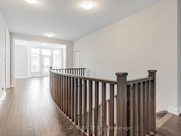 15 Kenneth Campbell Ct — Photo 22