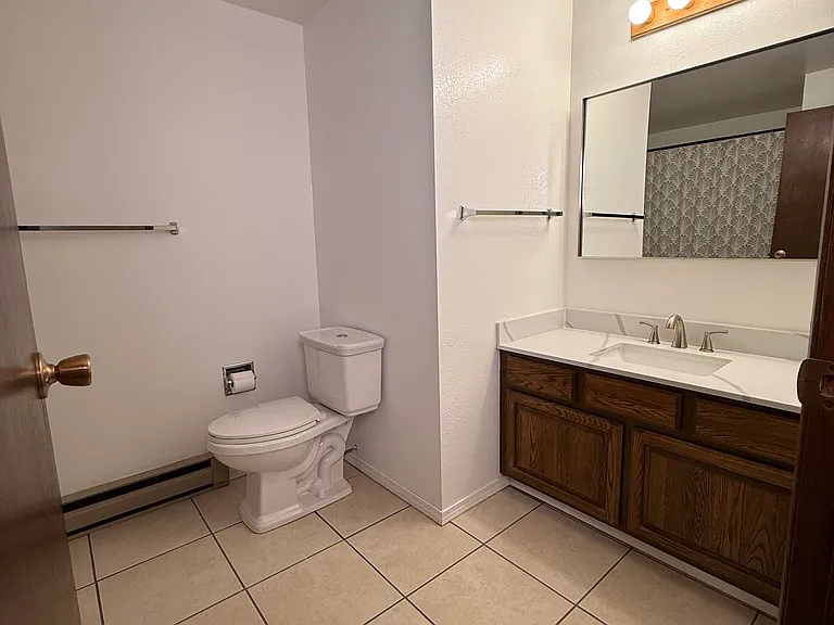 13410 E 7th Ave — Photo 12