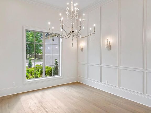 5th image of 4461 Pierres Ct