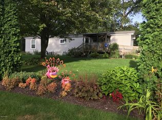 655 W Lakewood Rd, Twin Lake, MI 49457