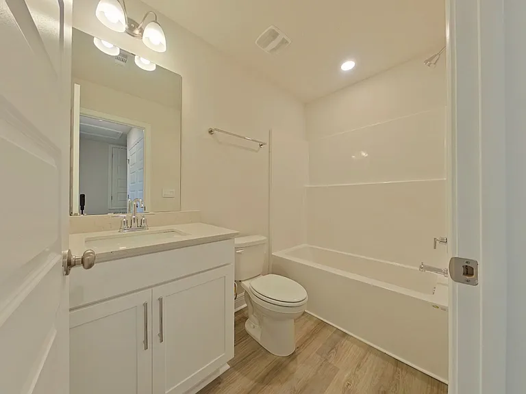 18-web-or-mls-13 Bathroom-2_02182026
