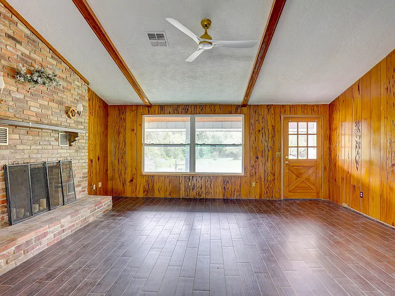 5290 Cyril Dr — Photo 6