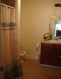 3rd image of 500 Avenue G