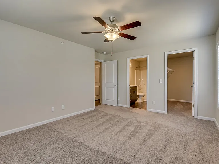 Woodberry Apartments — Photo 25