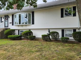 253 Elm St, Warwick, RI 02888
