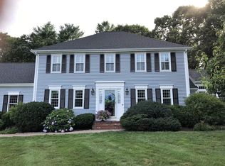 138 Aunt Lizzies Ln, Marshfield, MA 02050