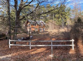 240 West St, Lenox, MA 01240