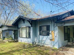 150 W Neagle Ave, Paris, TX 75460