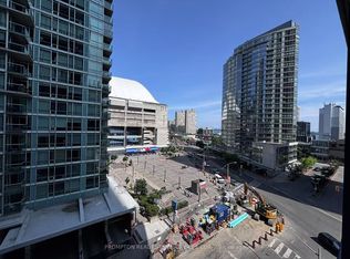 1 Concord Cityplace Way #610, Toronto, ON M5V 3V4