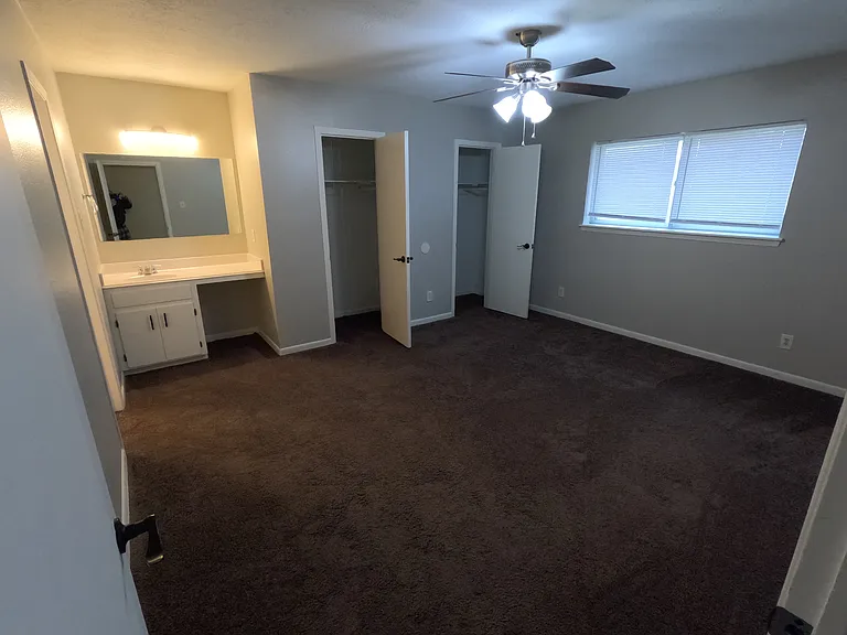 804 Hudler St — Photo 14