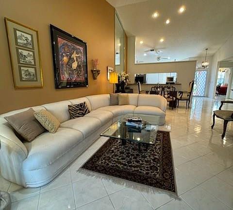 5th image of 7545 Lexington Club Boulevard #A