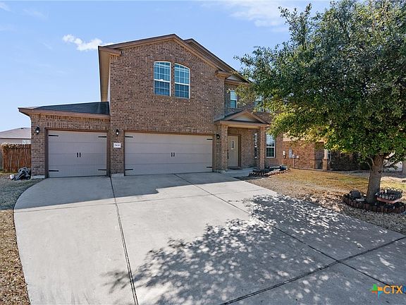 2nd image of 2108 Scott Dr