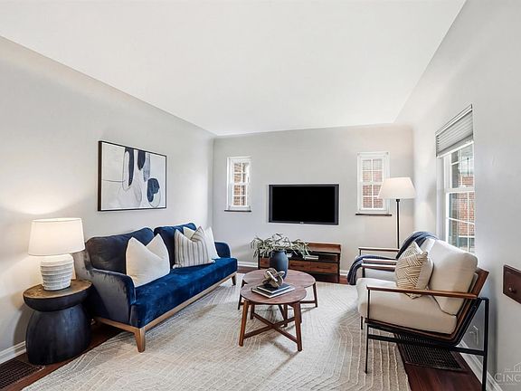5th image of 3790 N Broadlawn Cir