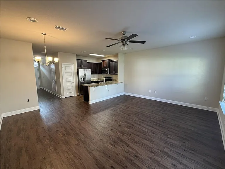 6736 Spaniel Dr — Photo 4