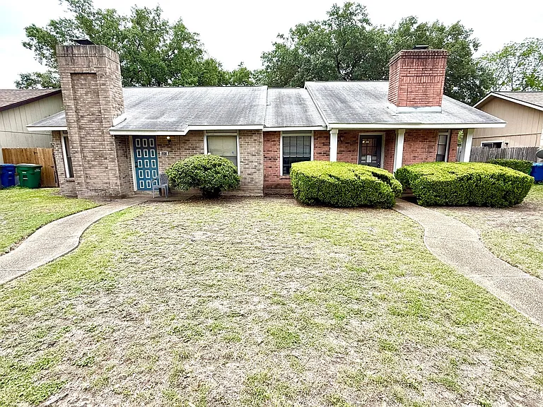 5310 Gawain Dr — Photo 1