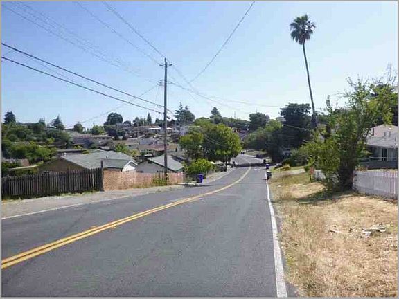 2nd image of 4900 Hilltop Dr