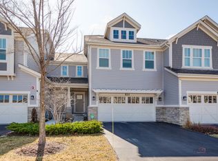 531 Peterson Ct, Inverness, IL 60010