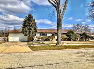 280 W Millers Rd, Des Plaines, IL 60016