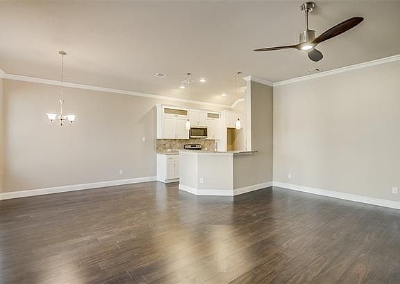 5th image of 2026 Beaumont St