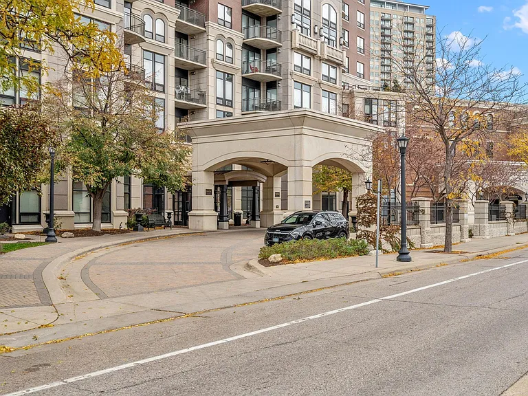 500 E Grant St #2406 — Photo 1