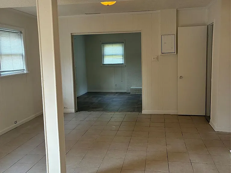 2334 Senior Dr — Photo 9
