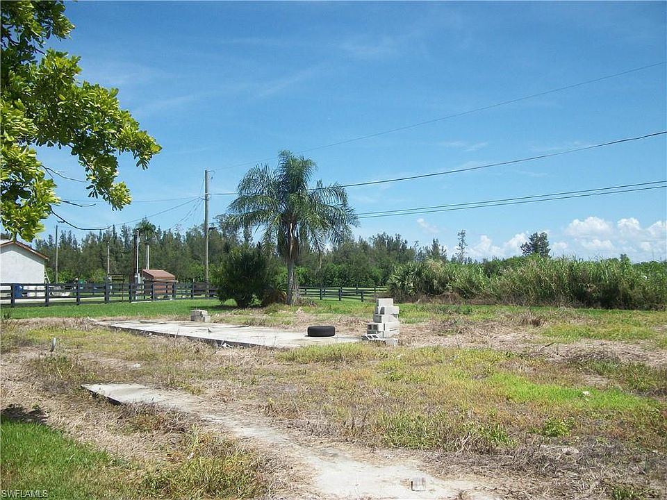 2nd image of 1708 Red Rd