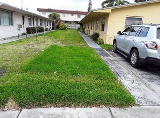 15980 NE 19th Pl, North Miami Beach, FL 33162