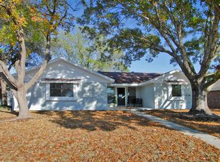 152 Weeping Willow, Uvalde, TX 78801