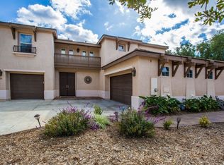 421 Crestcourt Ln, Fallbrook, CA 92028