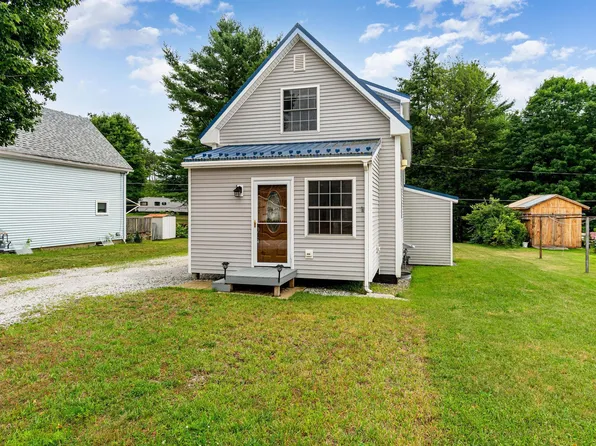 57 School Street, Sheldon, VT 05483