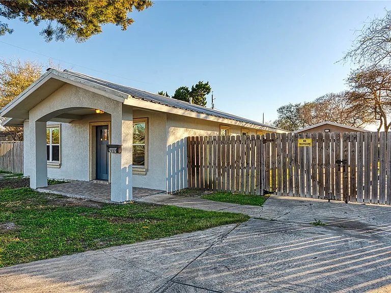2937 Gollihar Rd #1 — Photo 3