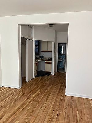 2nd image of 310 E 90th St APT 2A