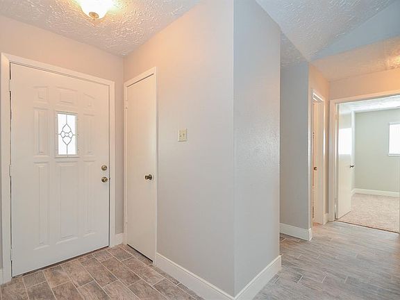 3rd image of 16335 Sky Blue Ln
