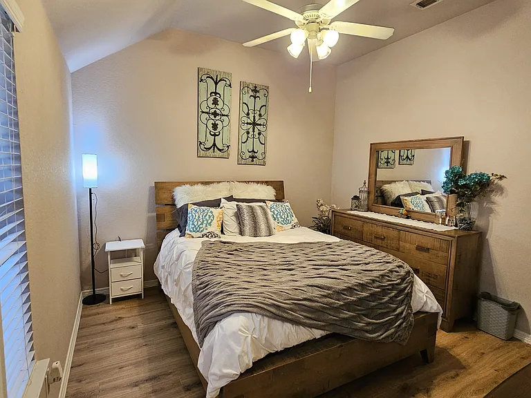 505 Sycamore Ln — Photo 14