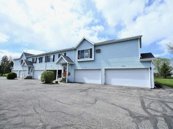 2901 32nd St S, Moorhead, MN 56560
