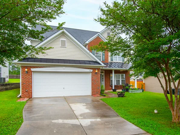 1408 Dexter Ridge Dr, Holly Springs, NC 27540