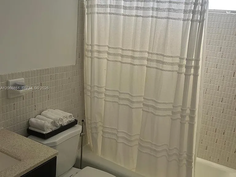 2851 Leonard Dr #J503 — Photo 8
